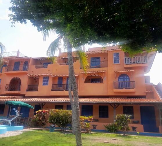 Costa Linda Beach · 2