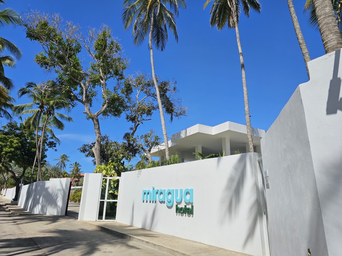 Hotel Miragua Playa El Agua · 1