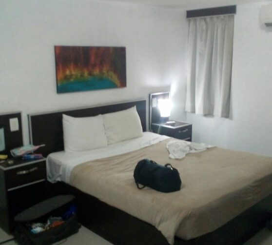 Howard Johnson Hotel Tinajero · 3