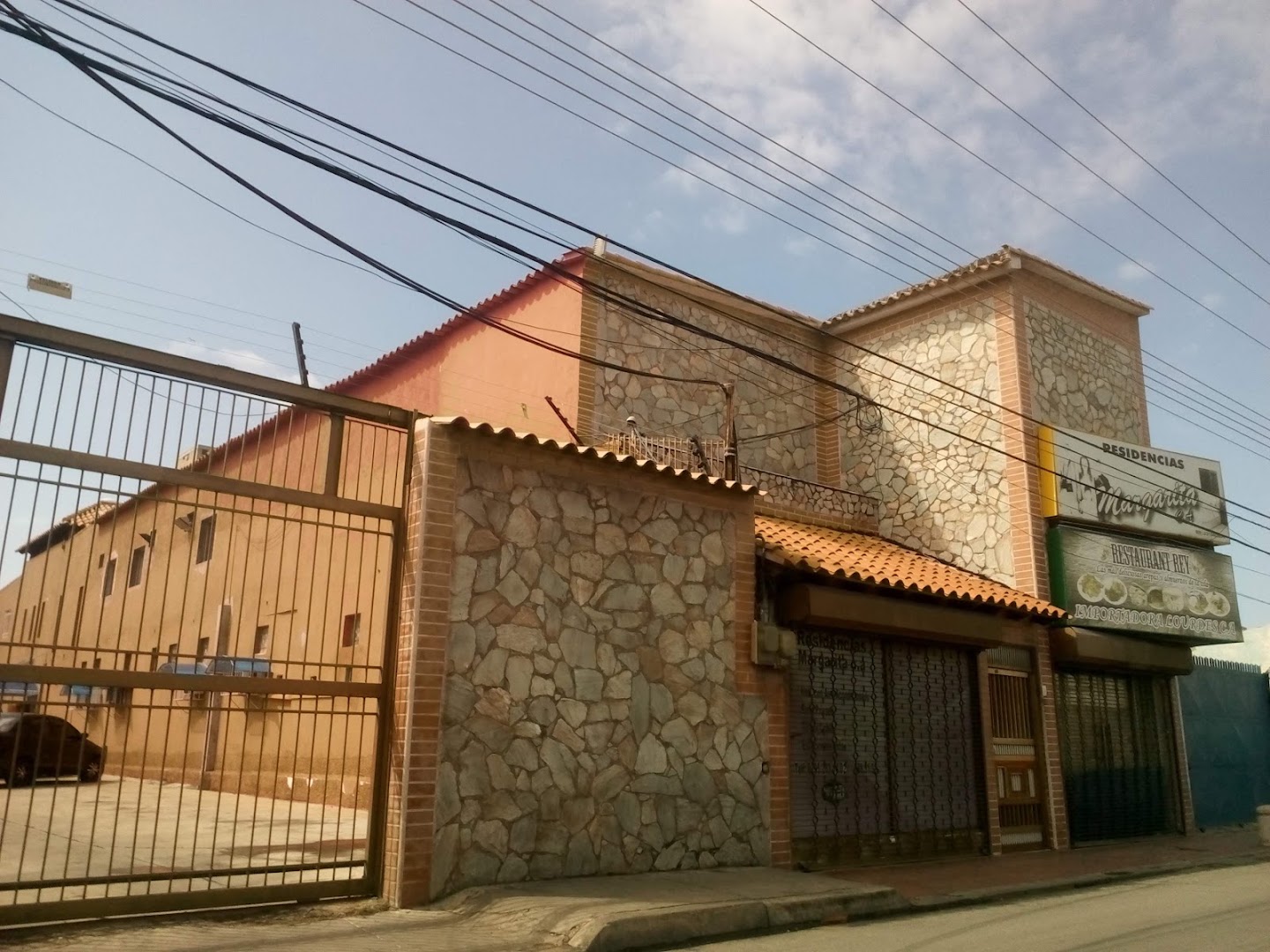 Residencias Margarita C.A · 1