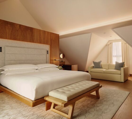 The Connaught · 3