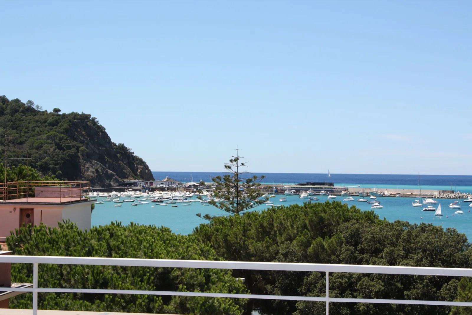 Hotel Genova · 1