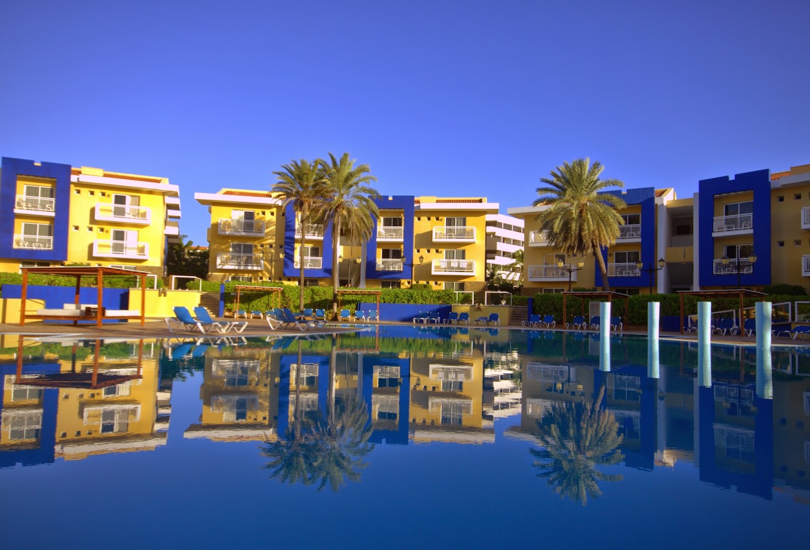 Hesperia Playa El Agua · 1
