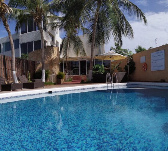 Bakhos Suites Hotel · 3