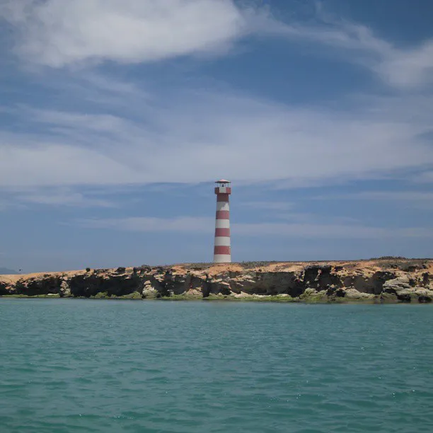 Faro de Punta Charagato