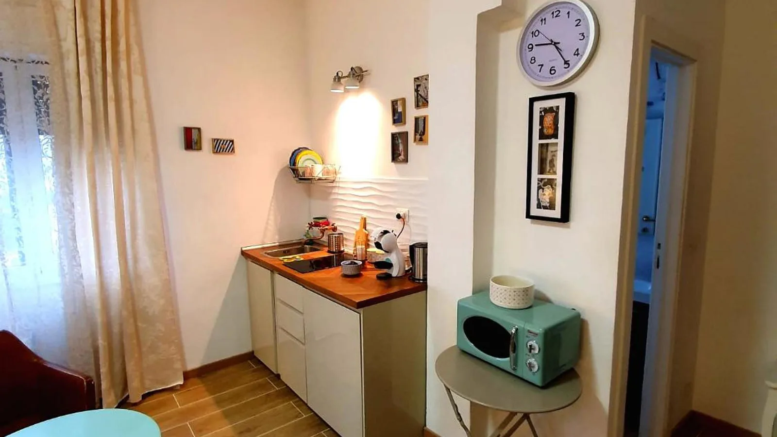 Angela's Apartment · 4