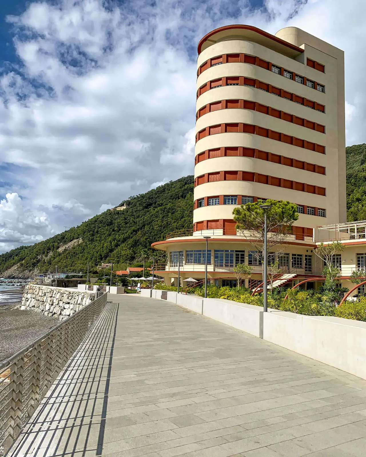 Torre Fara Lounge & Bistrot · 3