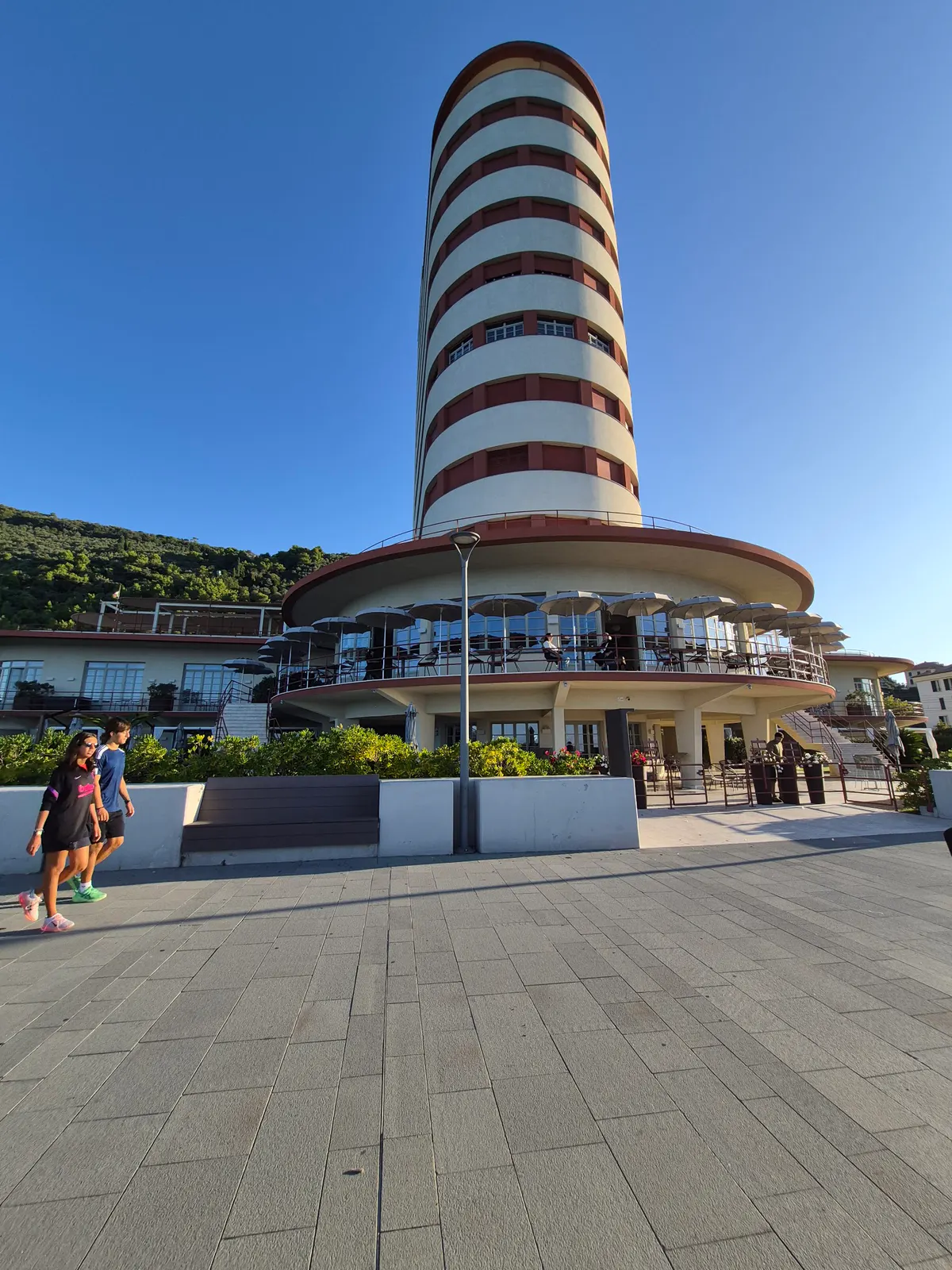 Torre Fara Lounge & Bistrot · 5