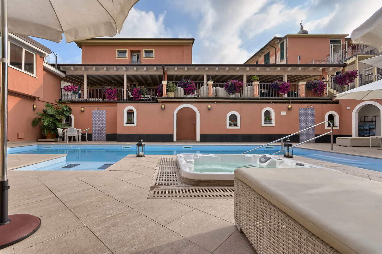 Hotel Monte Rosa · 3