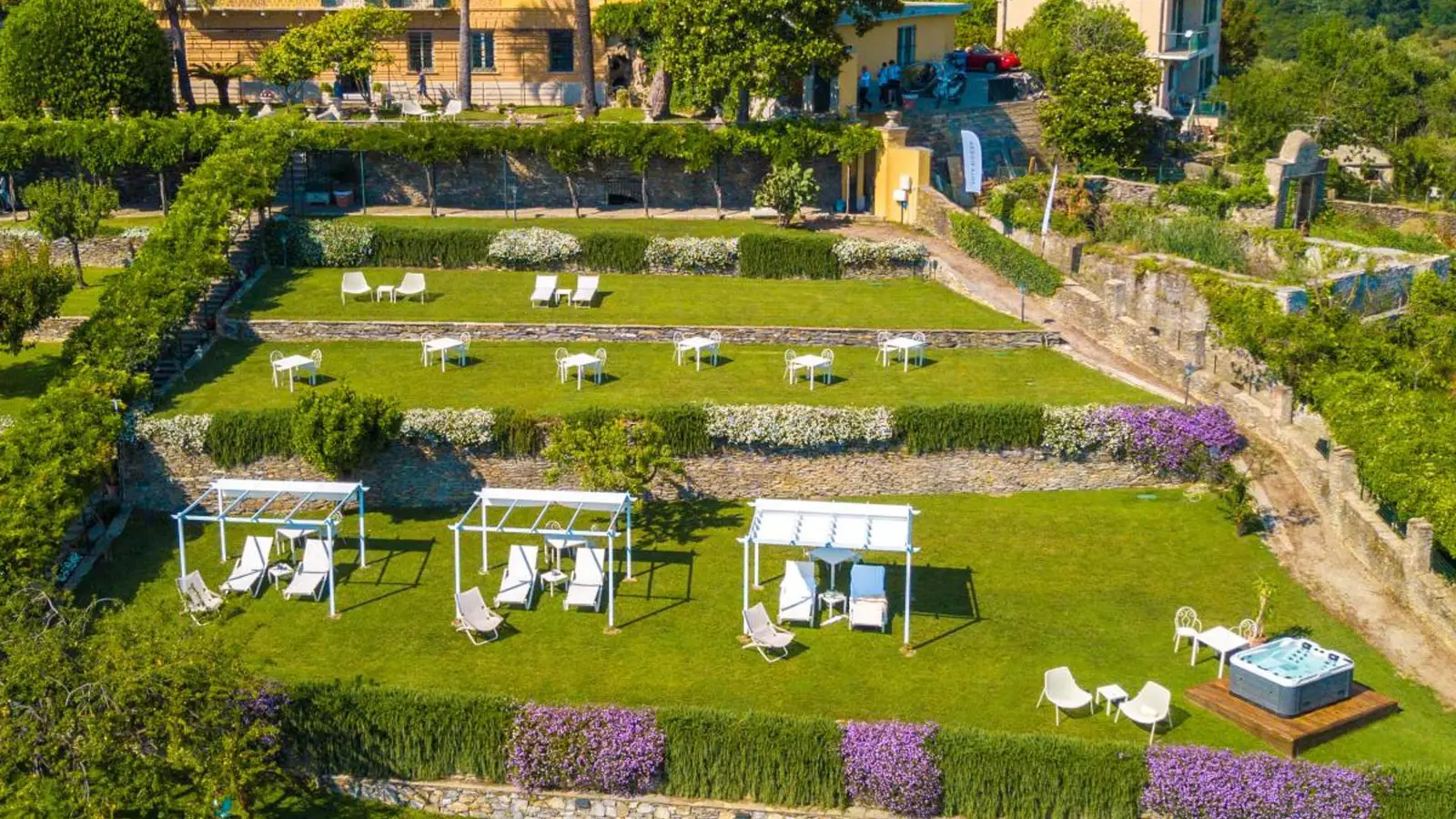 Villa Riviera Resort · 2