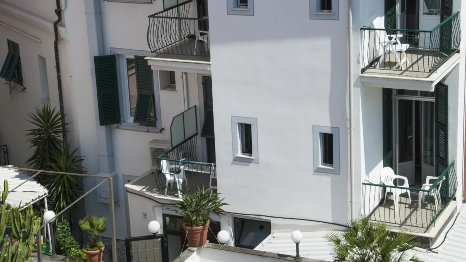 Hotel Marina · 4