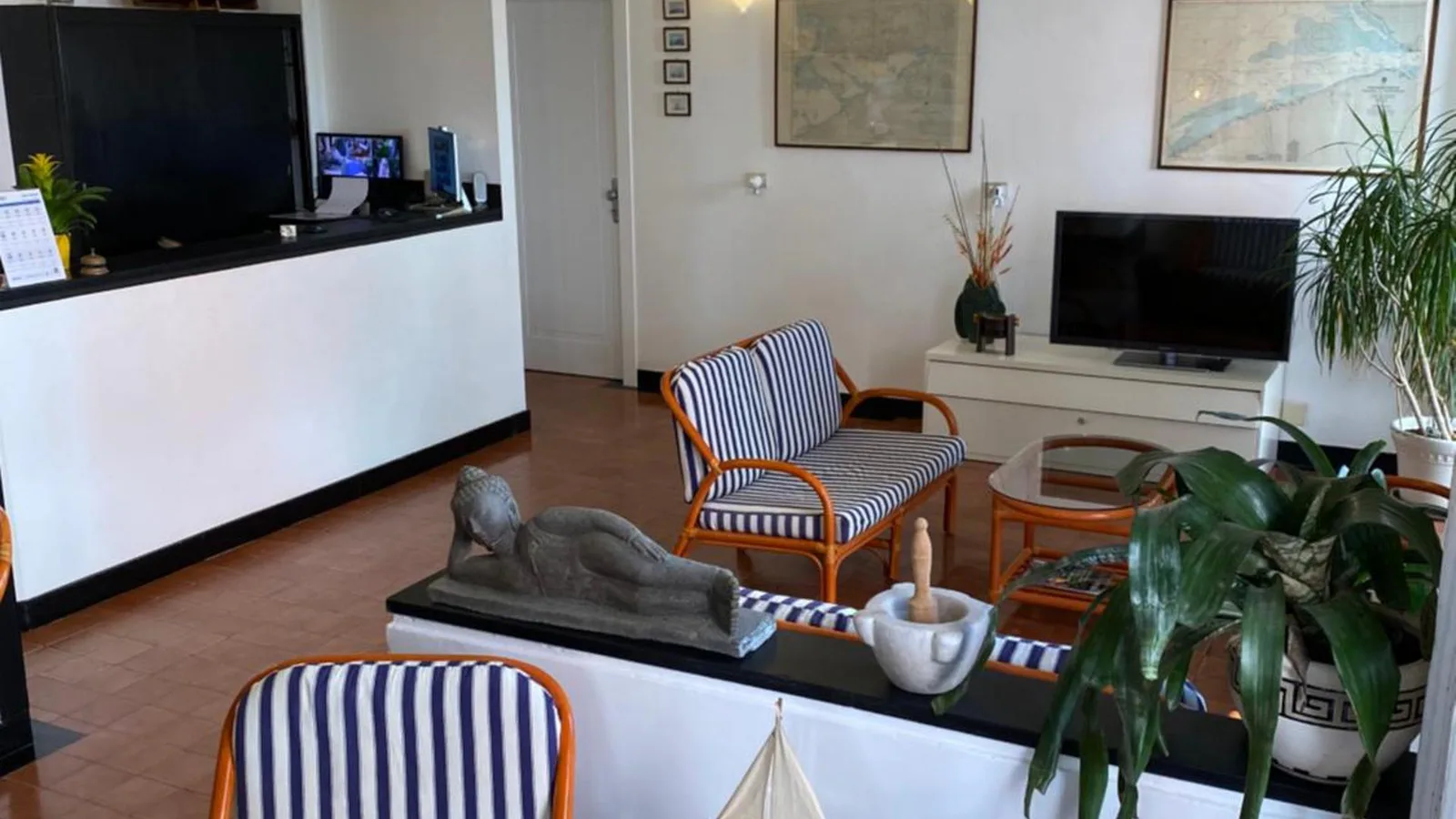 Hotel Miriam · 4