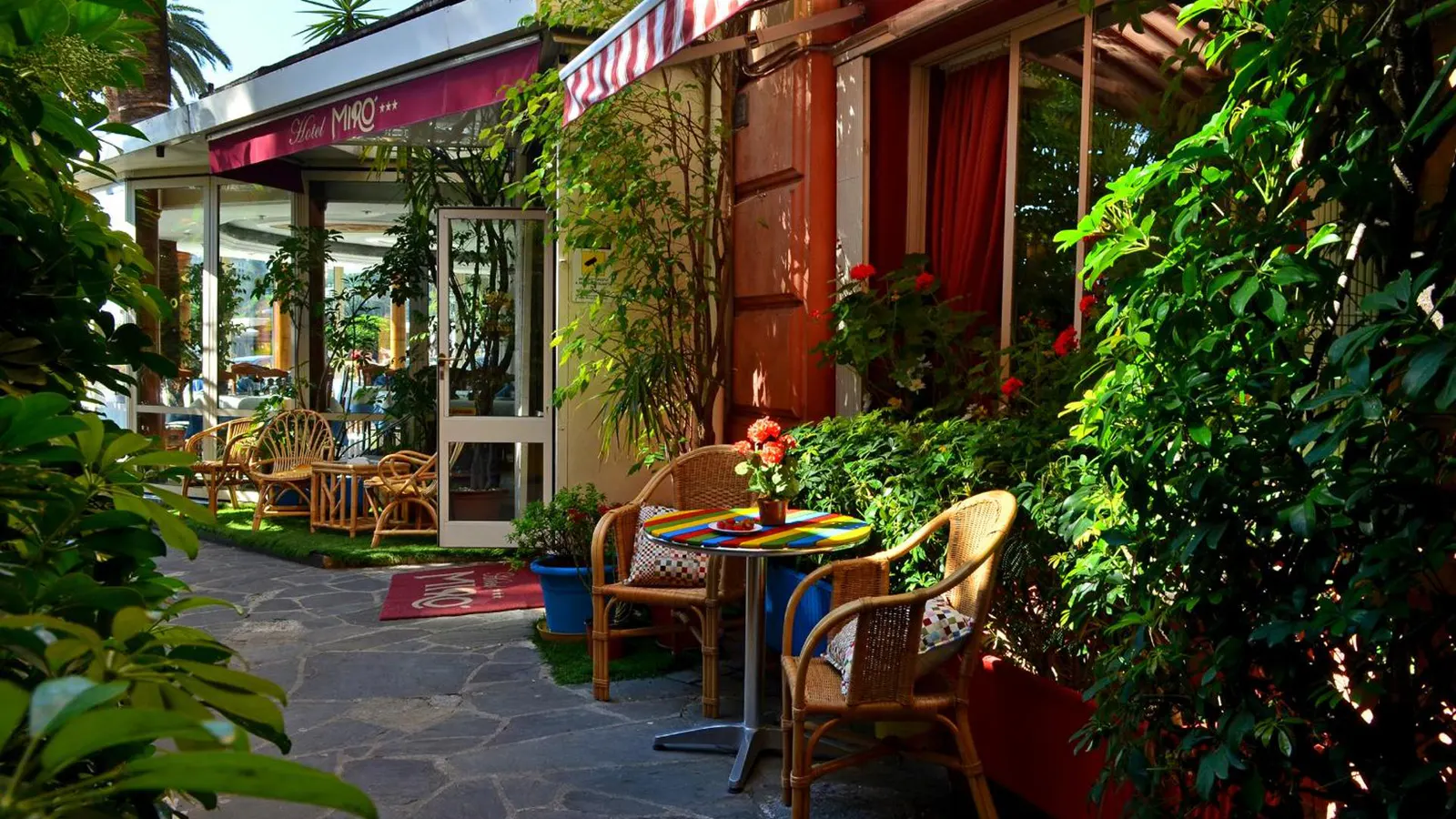 Hotel Miro' · 1
