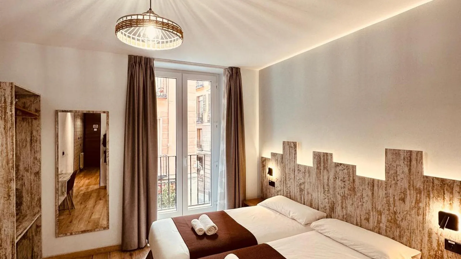 Hostal Anton Martin · 1