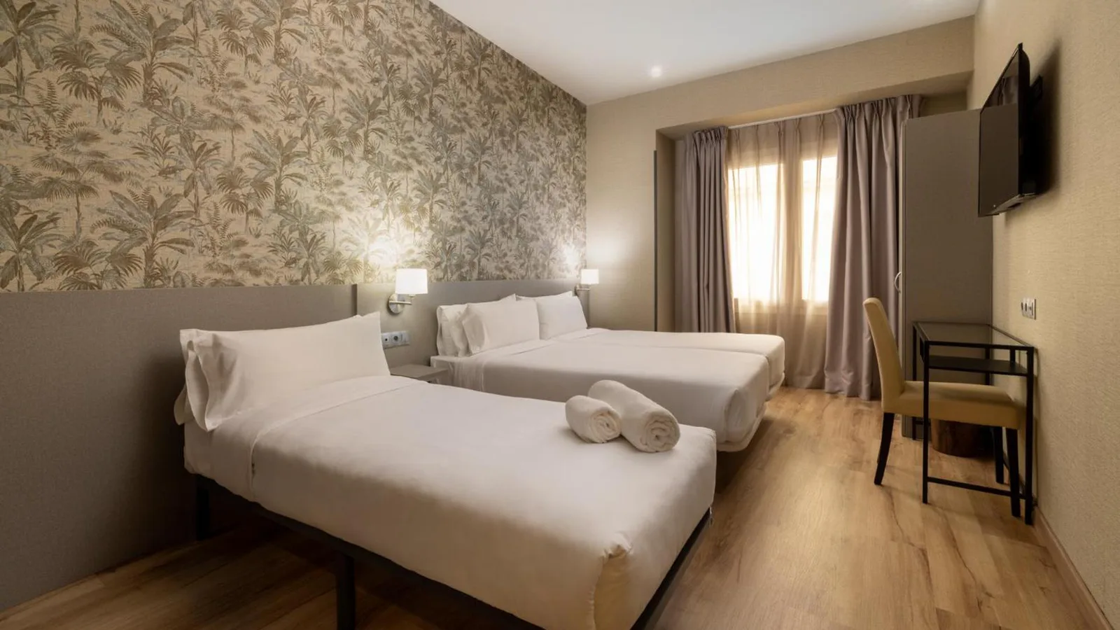 Hotel Avenida Gran Vía · 2