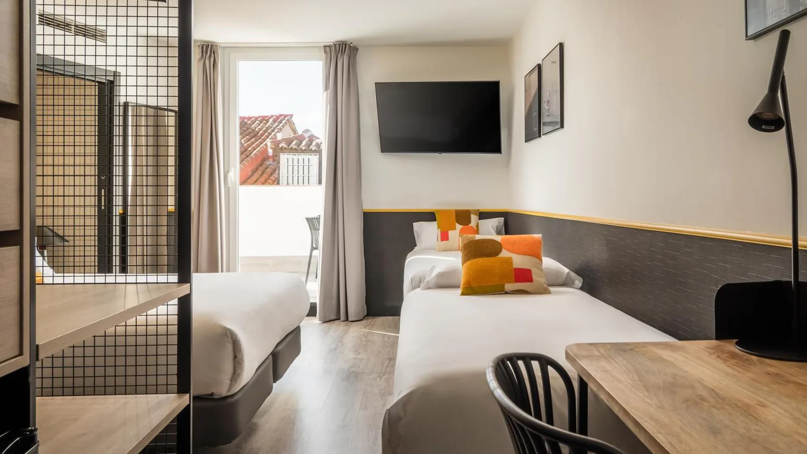 BYPILLOW Crosstown · 5
