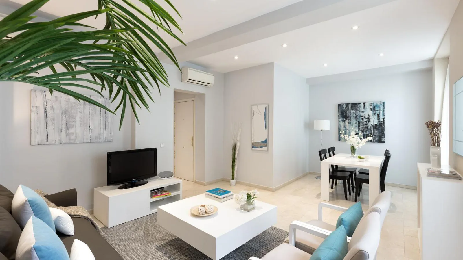 Carretas Apartments · 5