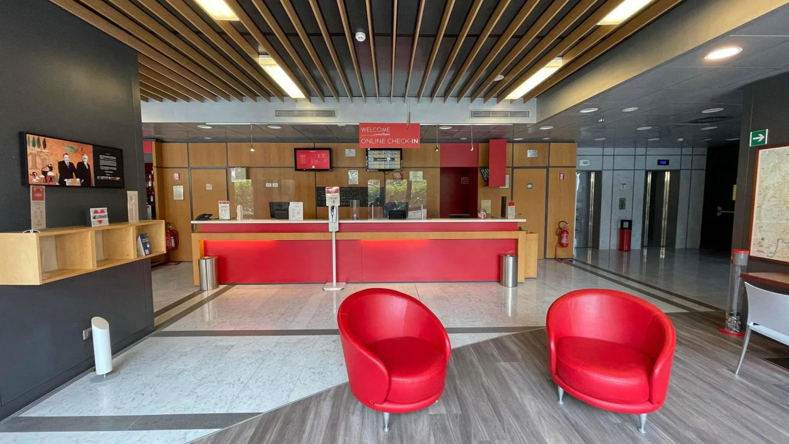 Ibis Roma Fiera · 5