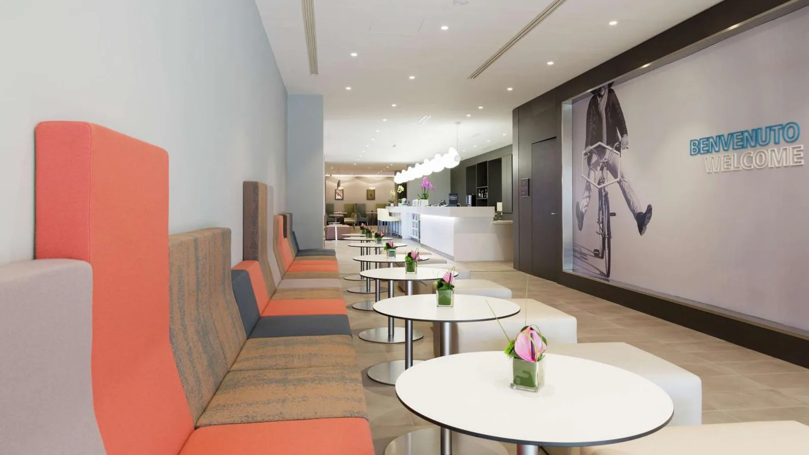 Hampton By Hilton Rome East · 5