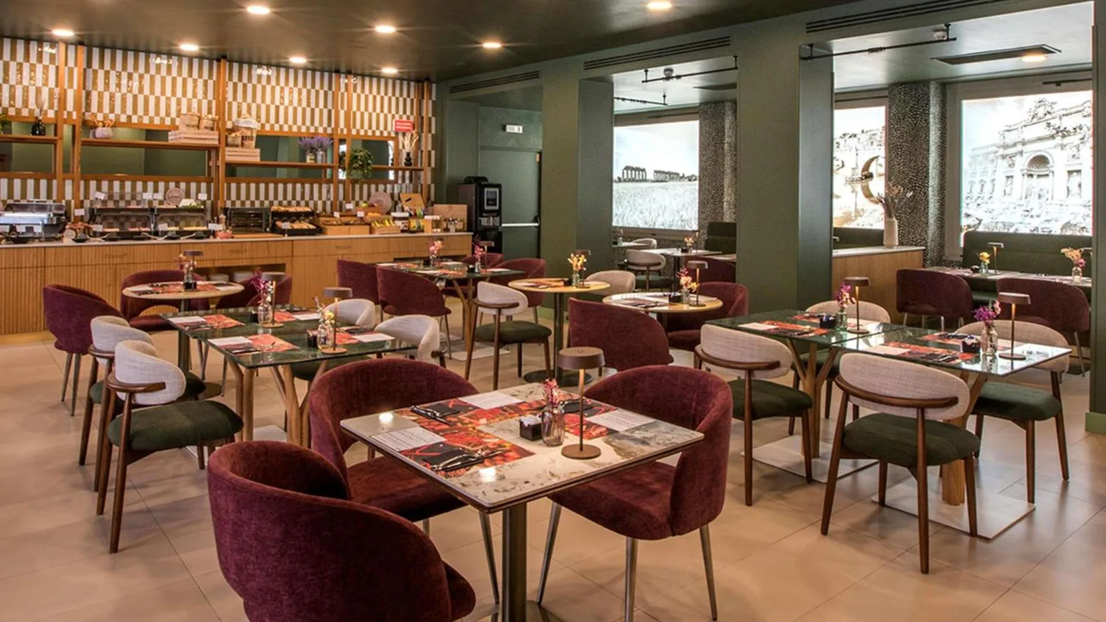 Mercure Roma Centro Saint John · 4
