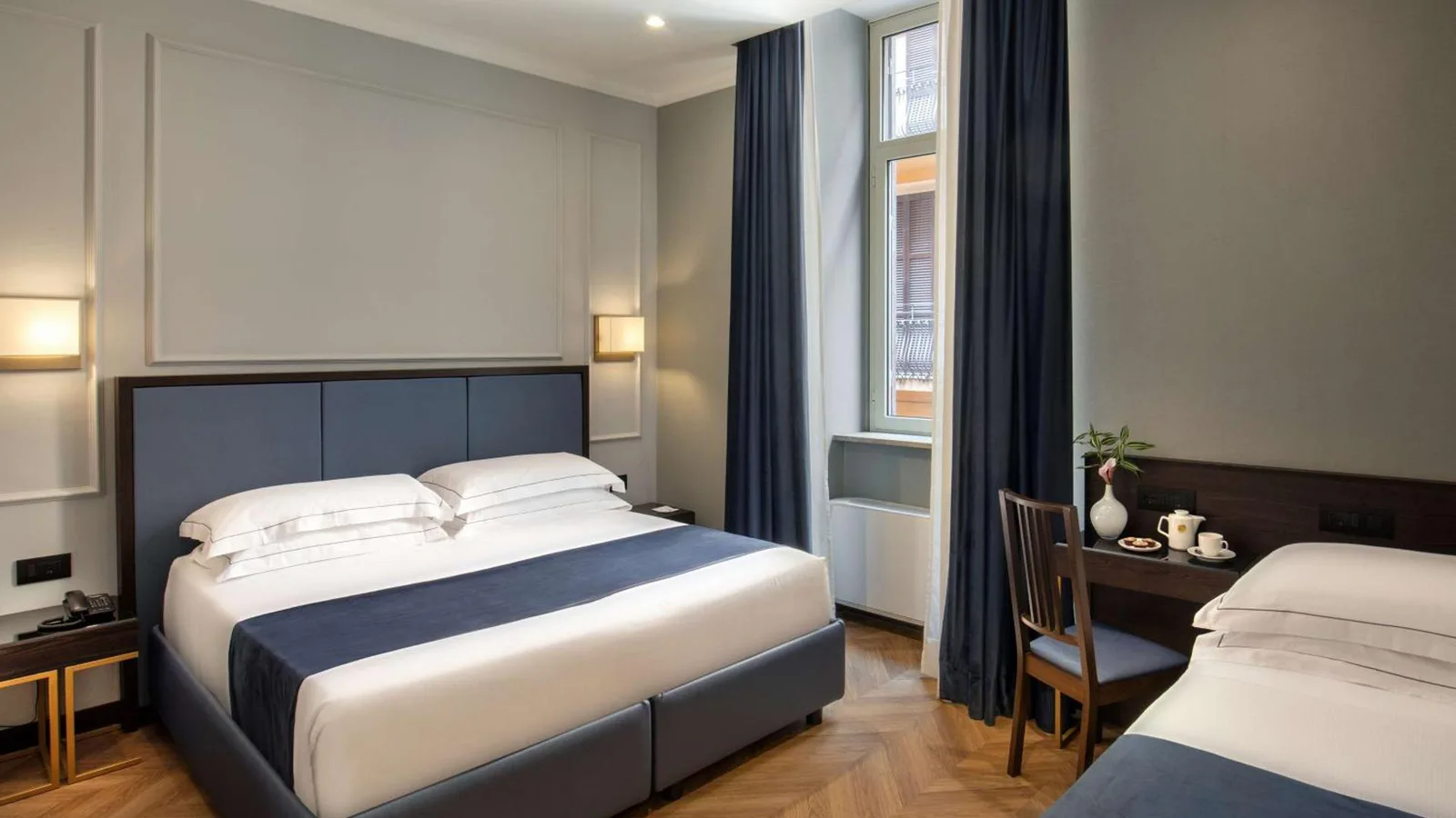 Hotel Diana Roof Garden · 5