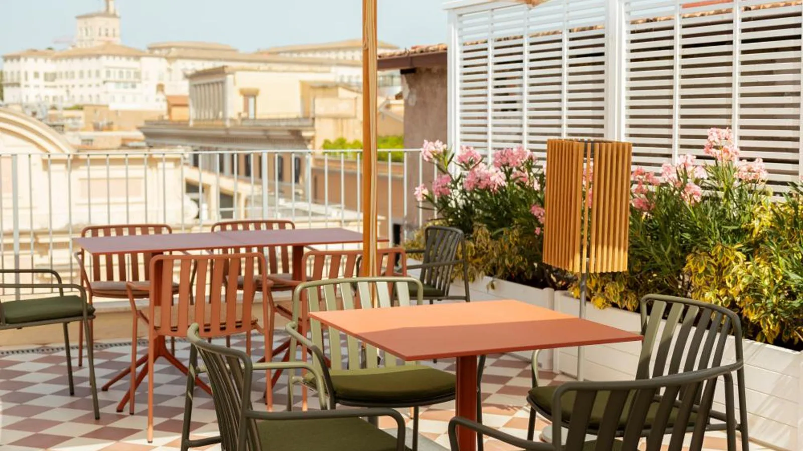 Cloud 7 Roma Hotel · 4
