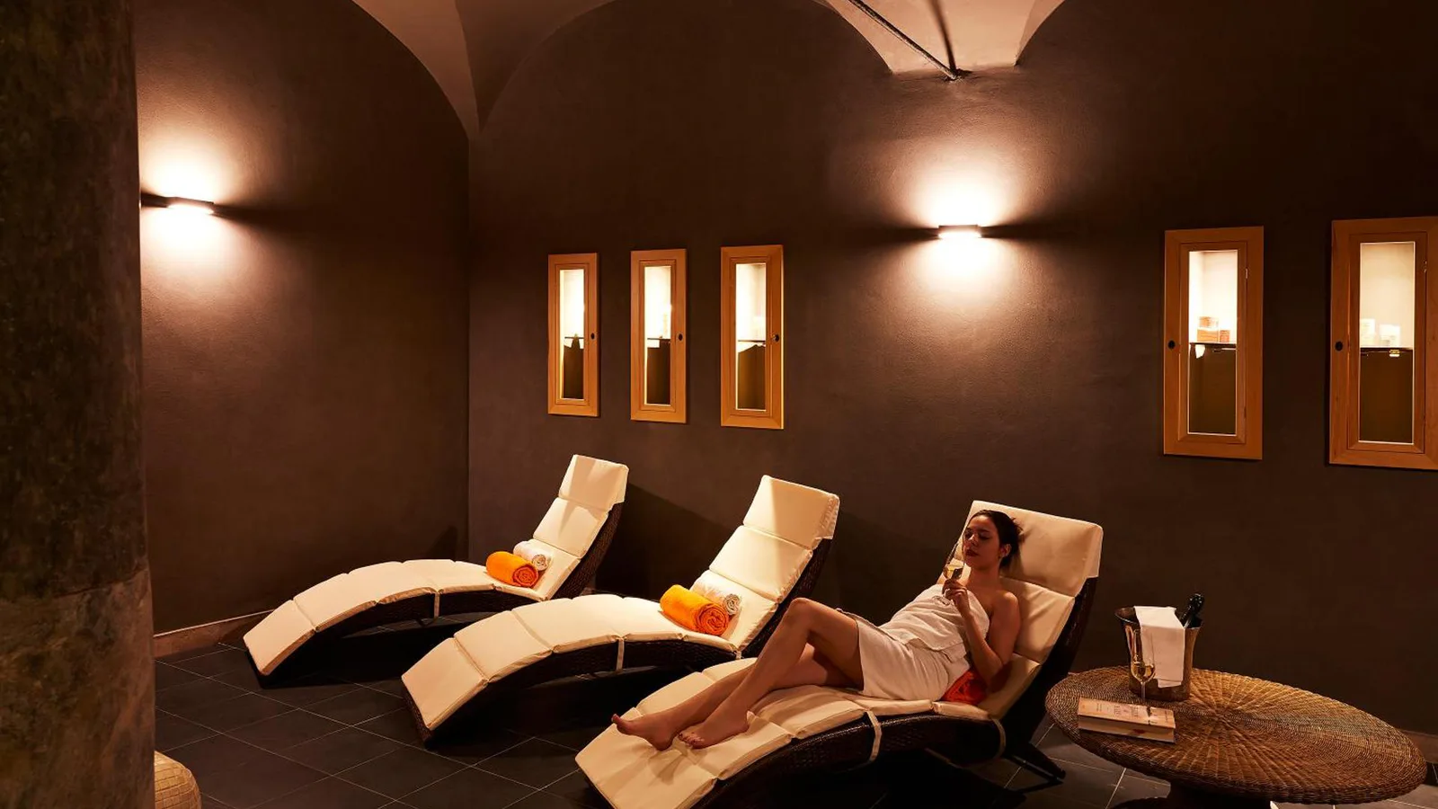 The Code Hotel · 5