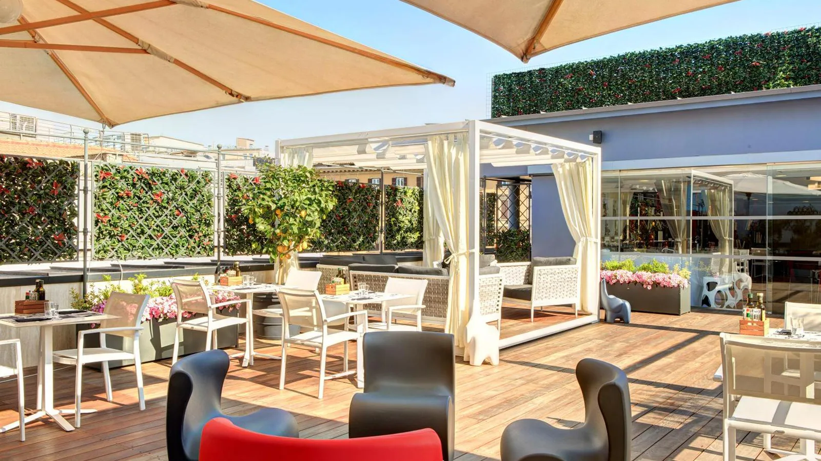 iQ Hotel Roma · 1