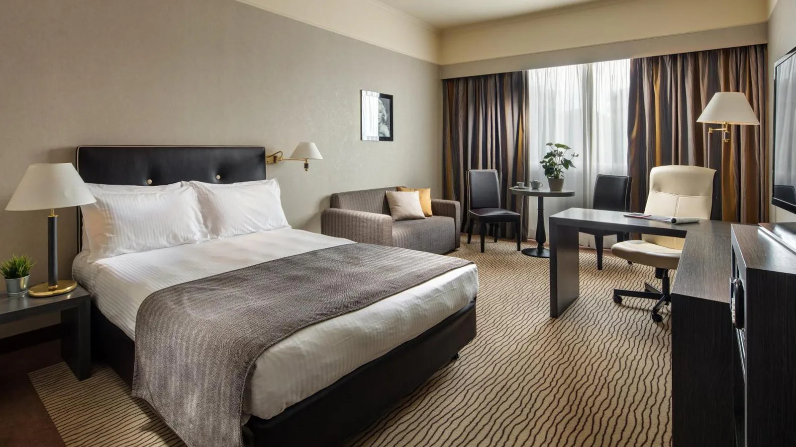 Holiday Inn Rome - Eur Parco Dei Medici · 3