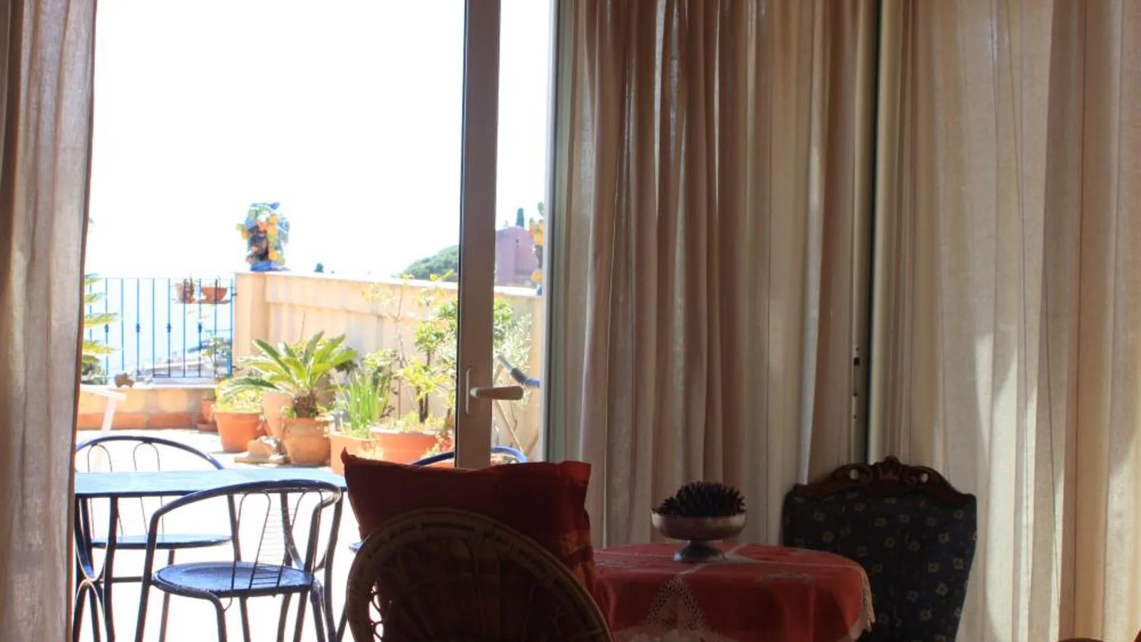 The Dolphins Guest House