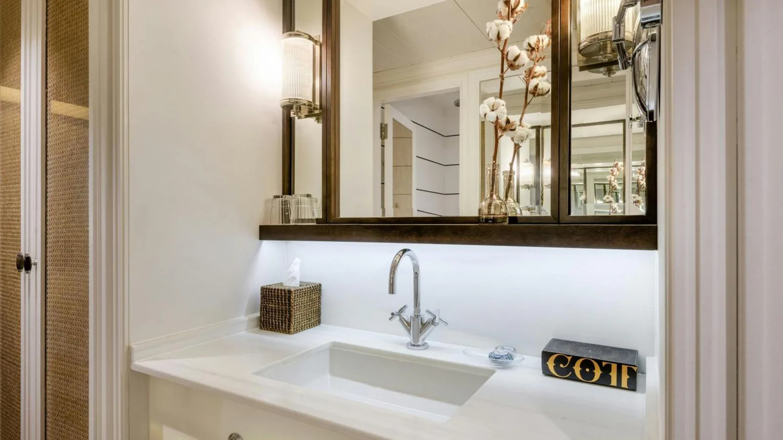 Cotton House Hotel, Autograph Collection · 3