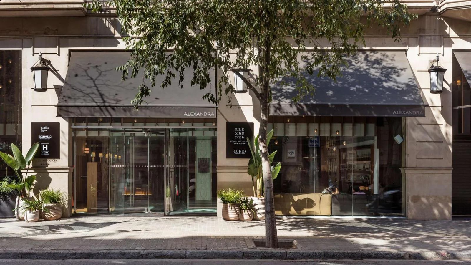 Alexandra Barcelona Hotel, Curio Collection by Hilton · 2