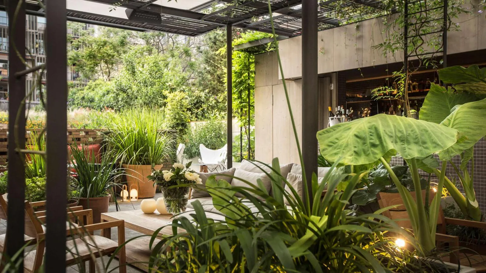 Alexandra Barcelona Hotel, Curio Collection by Hilton · 5