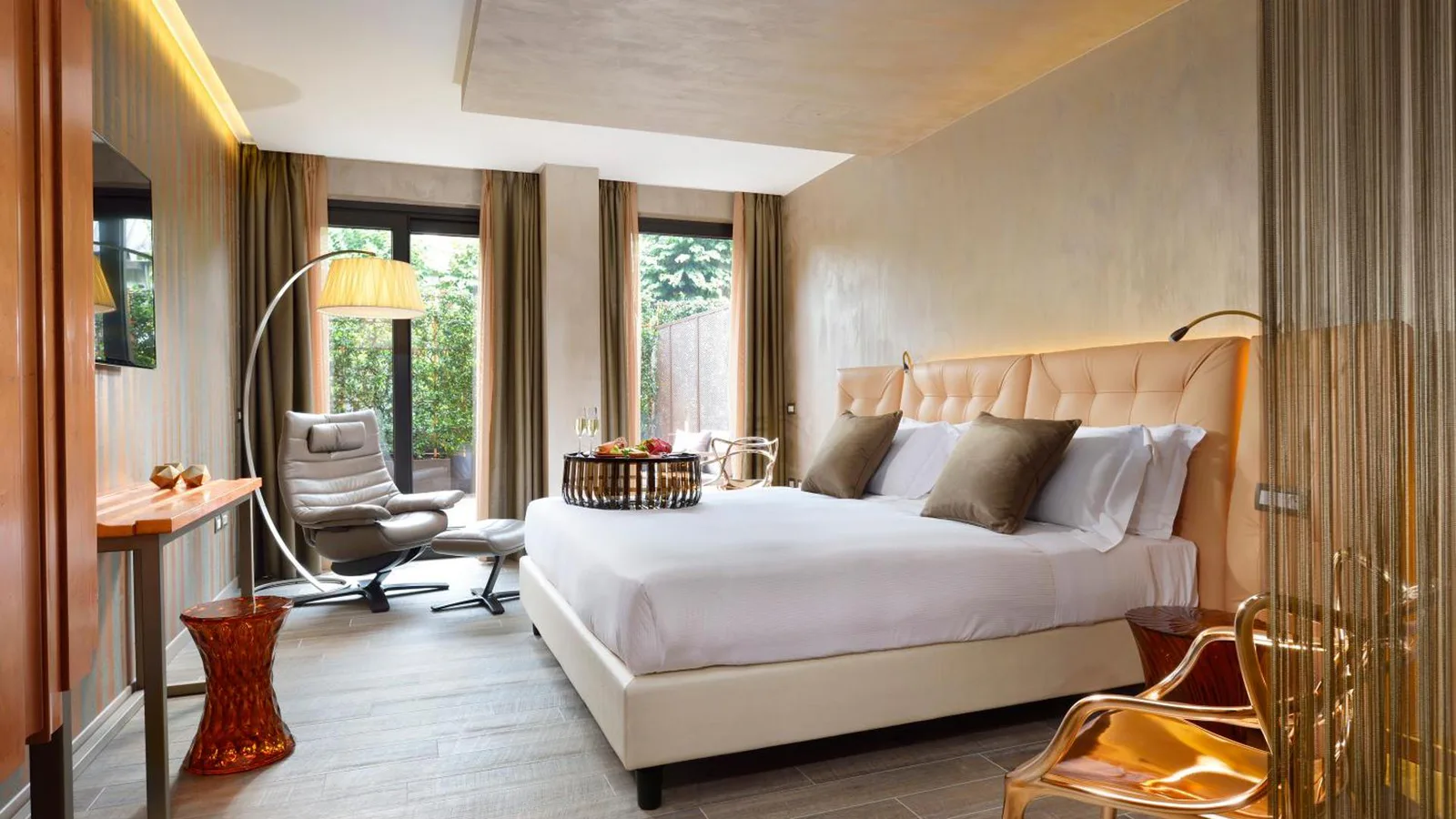 Milan Suite Hotel · 5