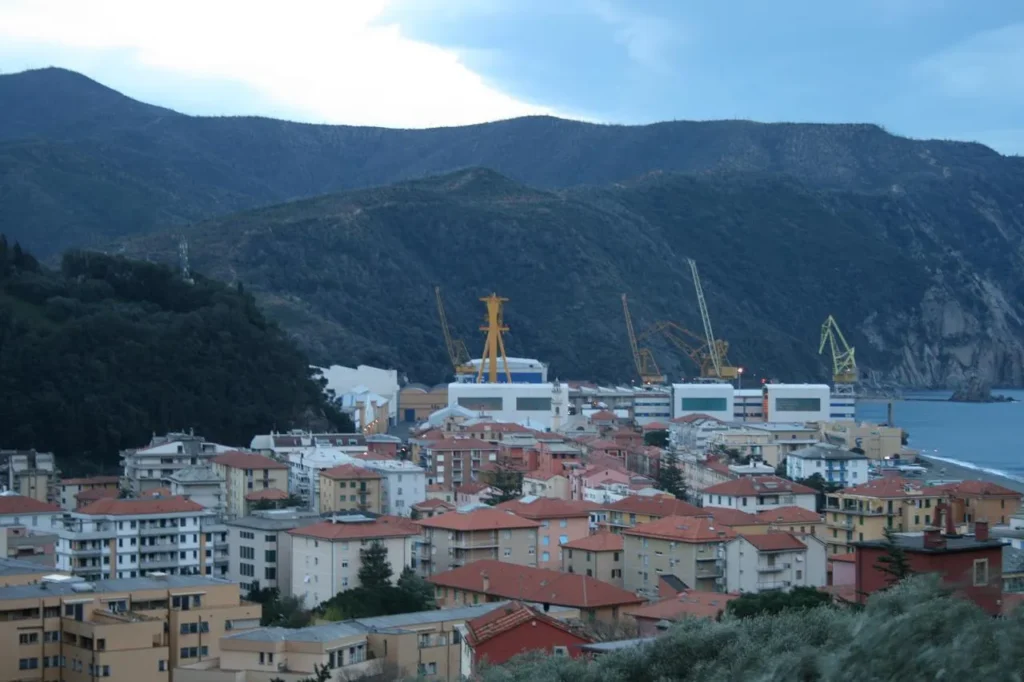 Sestri Levante — evening life 3